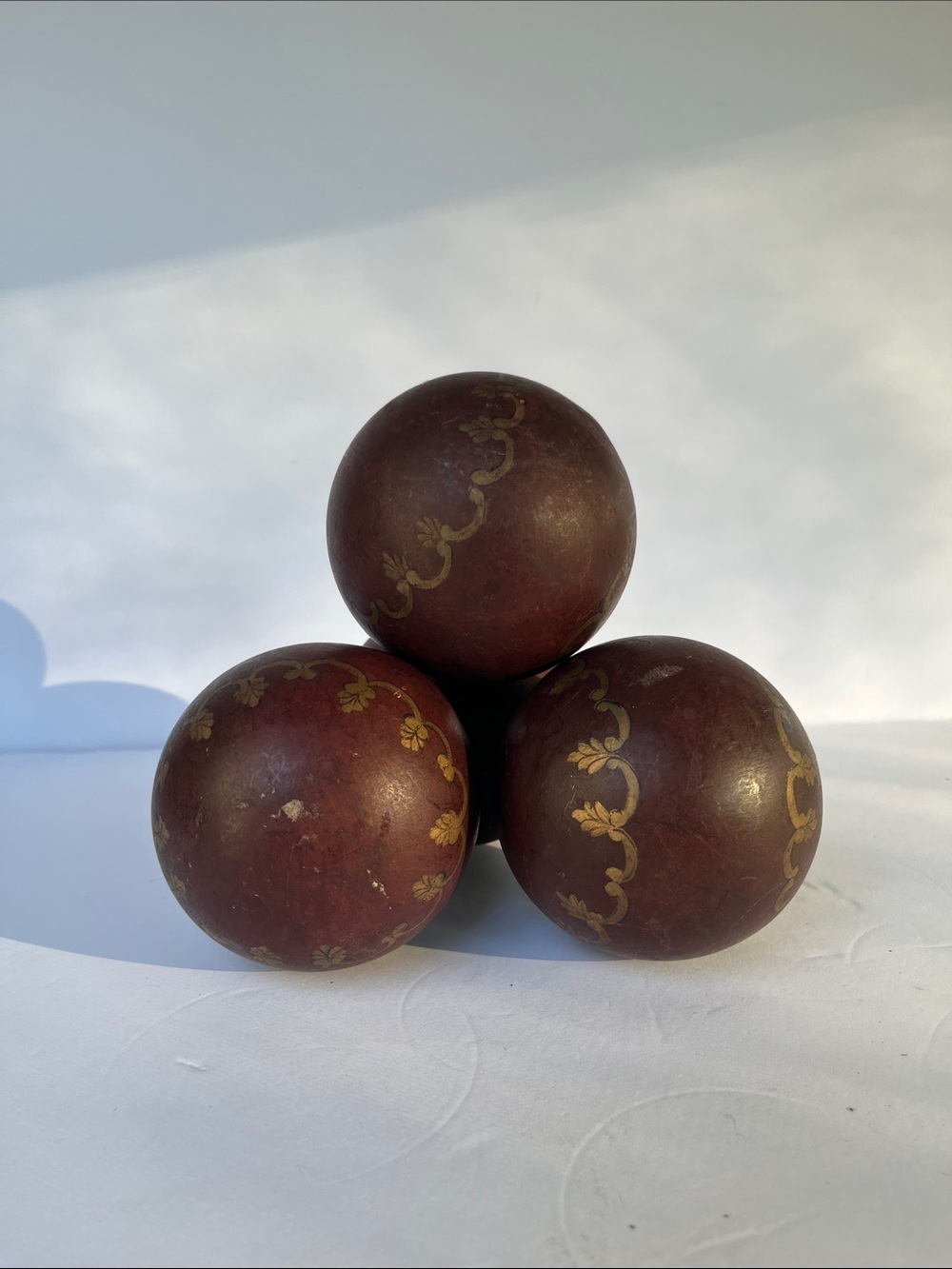 Pier One Vintage 4 Gold & Brown Filigree Decorative Orbs – Set of 4 - Picture 6 of 8